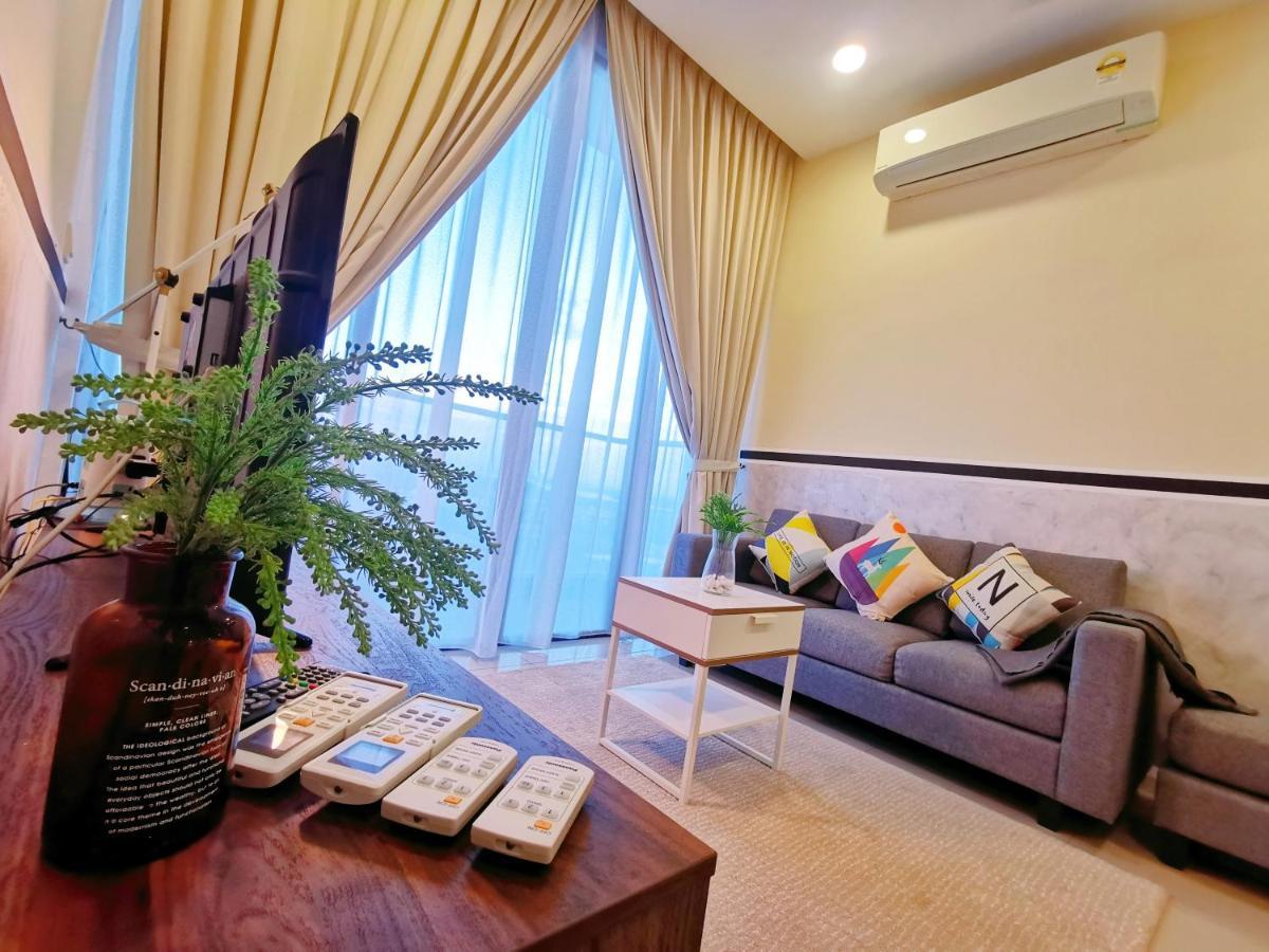 Legoland-Happyrainbow Suite At D'Pristine-8Pax With Lakeview Nusajaya  Exteriör bild